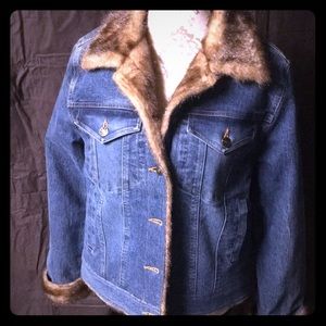 Marvin Richard’s jean jacket with full fur inside